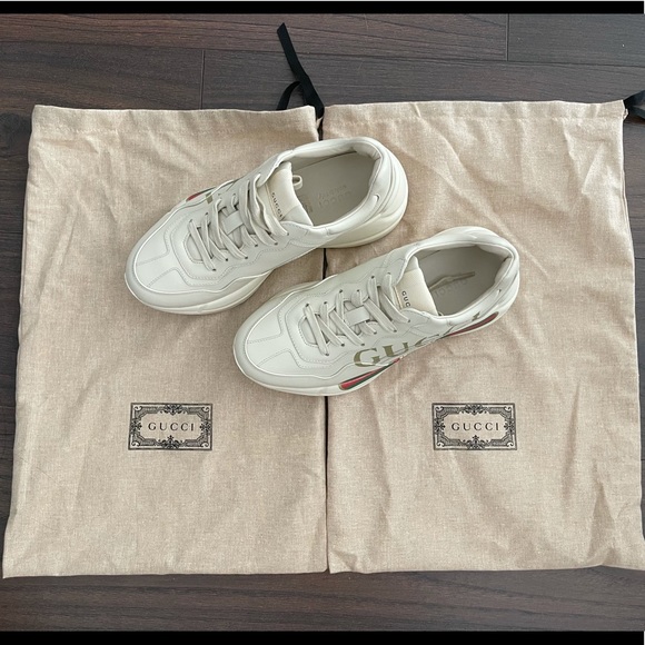 Sold 🚫 Gucci Rhyton Gucci Logo Sneakers - Picture 4 of 6